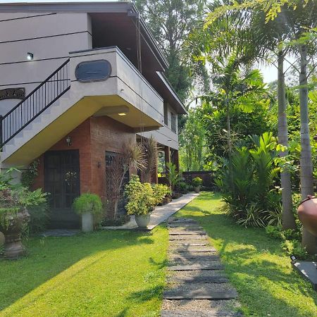 Edwin'S Airport Garden Bed and Breakfast Negombo Buitenkant foto