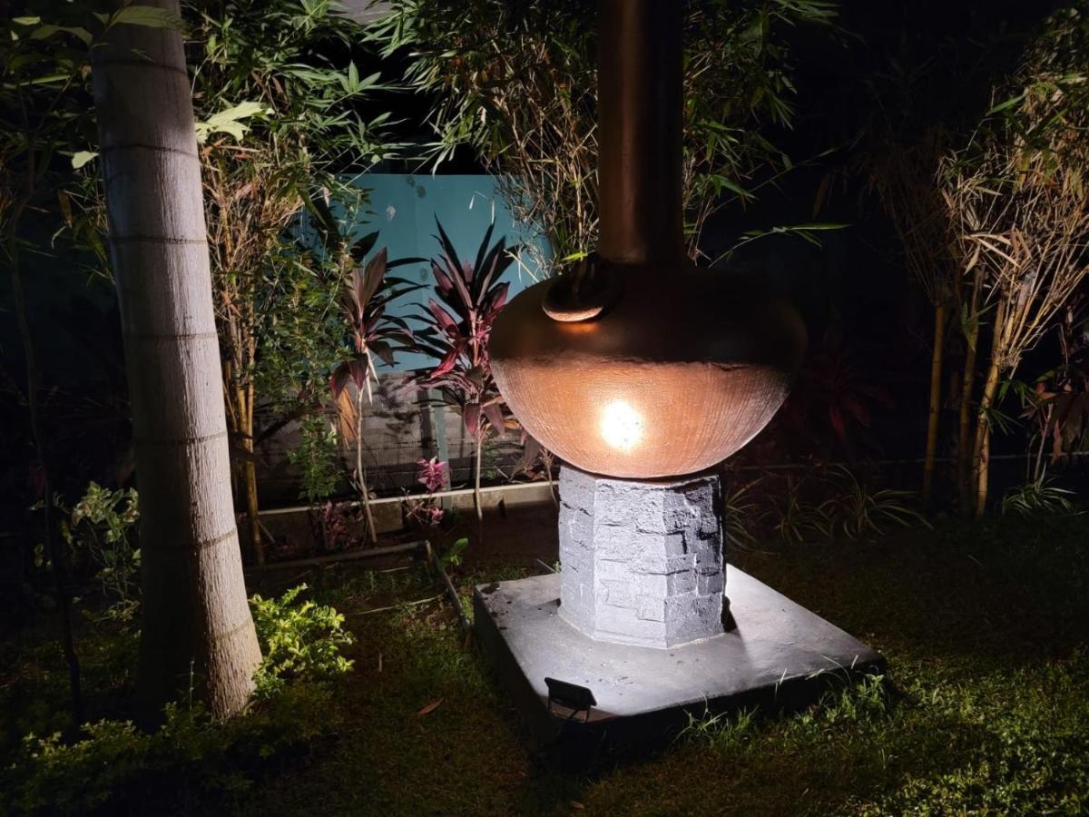 Edwin'S Airport Garden Bed and Breakfast Negombo Buitenkant foto